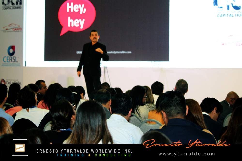 Ernesto Yturralde, Conferencista - Storytelling, Charlas y Conferencias Motivacionales